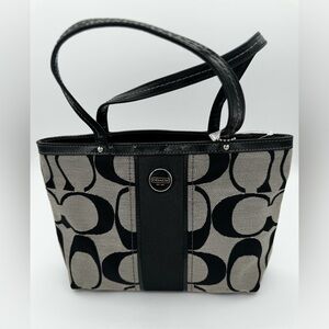 Small MiniAuthentic coach purse NWOT